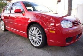 2004 Volkswagen Golf R32 4MOTION