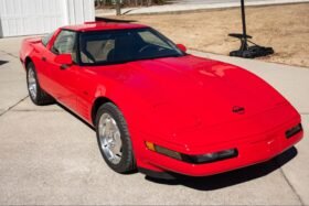 1993 Chevrolet Corvette ZR-1 V8
