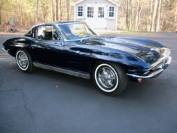 1963 Chevrolet Corvette C2 Split-Window Blue