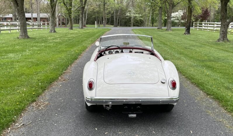 
								1956 MG MGA full									