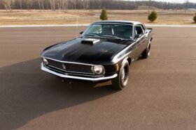 1970 Ford Mustang Black Cobra Jet V8