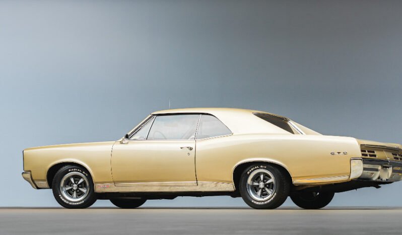 
								1967 Pontiac GTO Hardtop Coupe full									