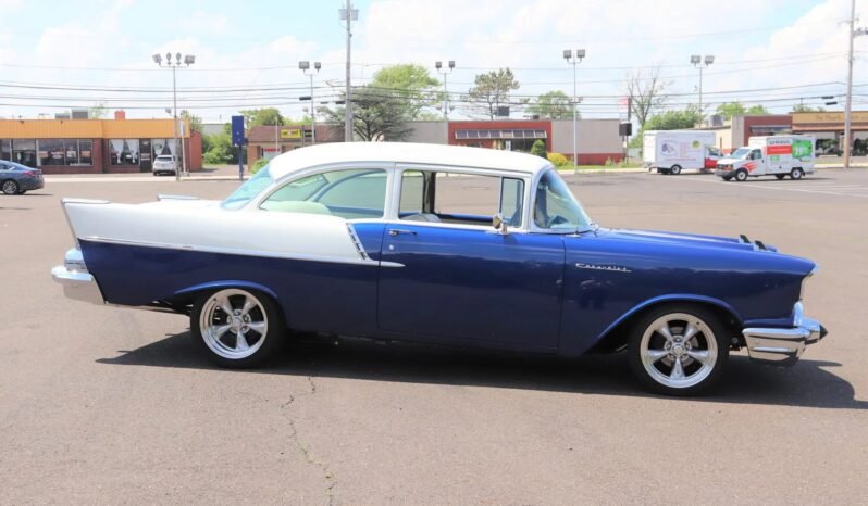 
								1957 Chevrolet 150 2-Door full									