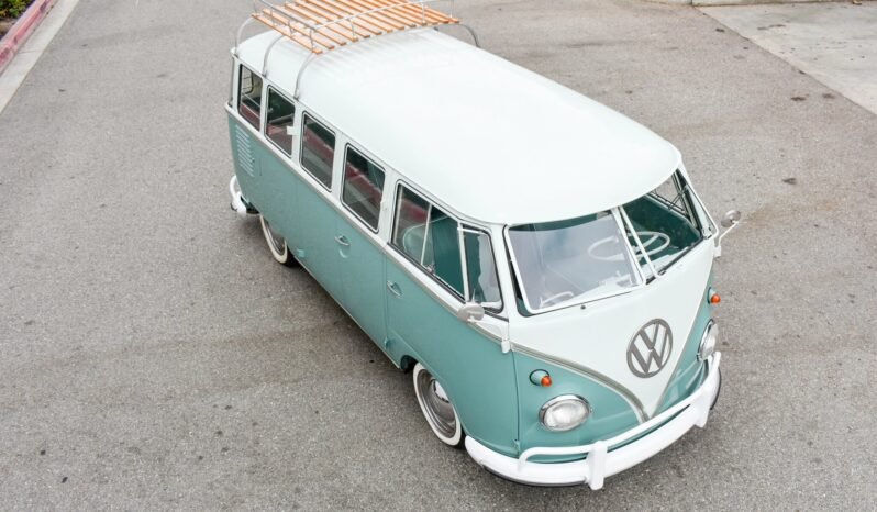 
								1961 Volkswagen Type 2 15-Window Bus full									
