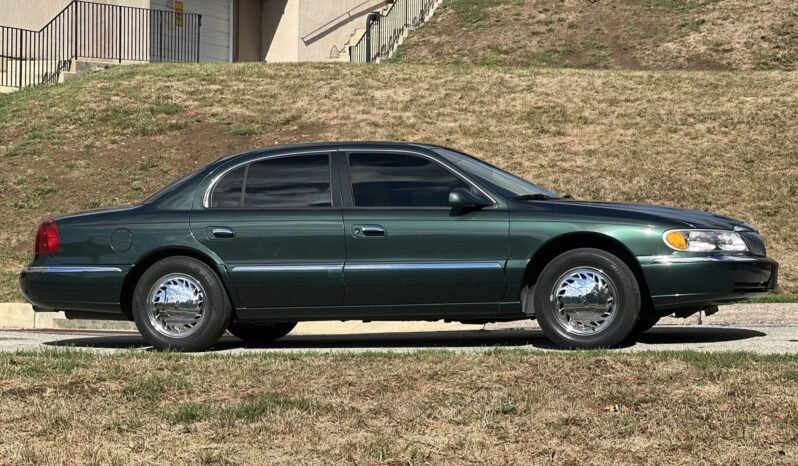 
								1998 Lincoln Continental full									