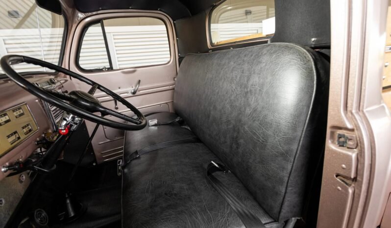 
								1949 Ford F-1 Pickup Truck I6 full									