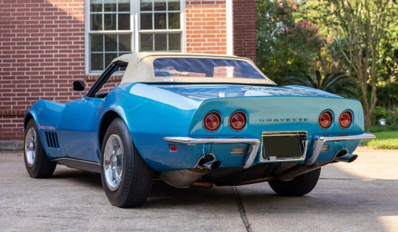 
								1968 Chevrolet Corvette L71 Le Mans Blue full									