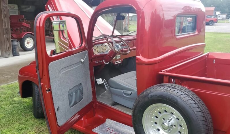 
								1946 Ford F-1 Pickup Truck full									
