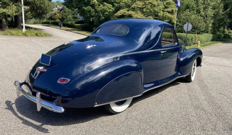 
								1940 Lincoln Zephyr full									