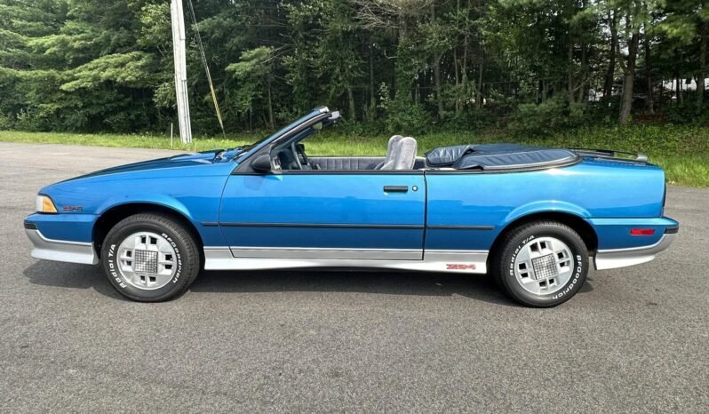 
								1989 Chevrolet Cavalier Z24 Convertible full									