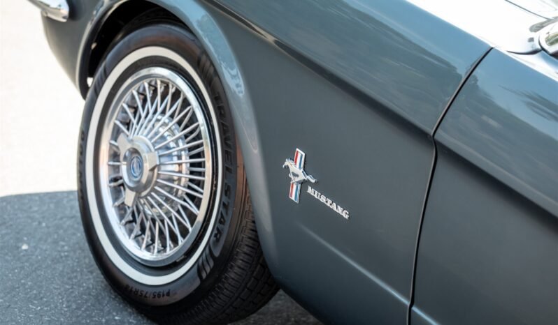 
								1965 Ford Mustang Convertible C-Code V8 full									