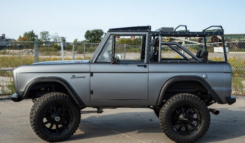 
								1967 Ford Bronco BluePrint V8 full									