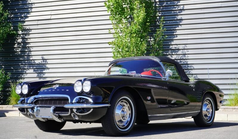 
								1962 Chevrolet C1 Corvette full									