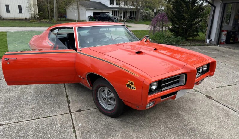 
								1969 Pontiac GTO Judge 4-Speed full									