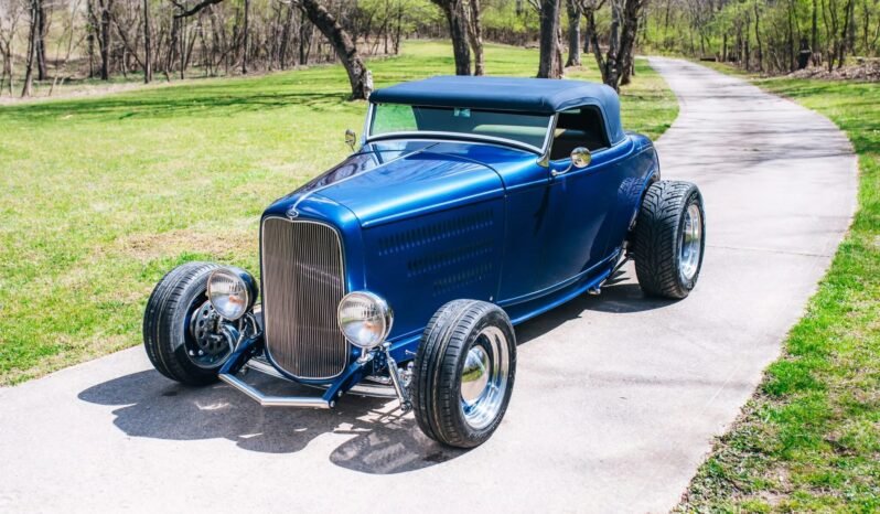 
								1932 Ford Roadster LS2 V8 full									