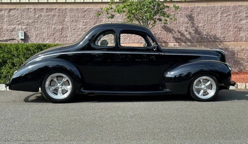 
								1940 Ford Deluxe Coupe 460 V8 full									