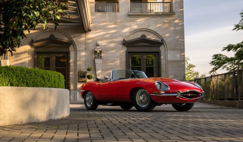 
								1966 Jaguar XKE 4-Speed full									