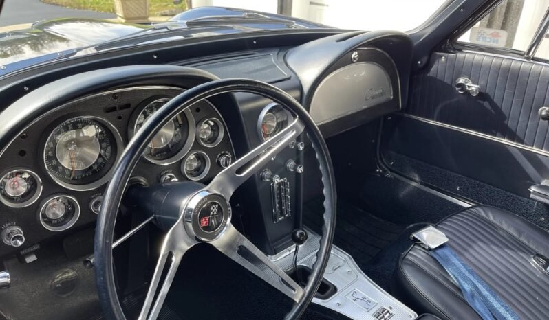 
								1963 Chevrolet Corvette Split-Window Blue full									