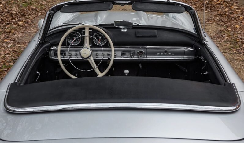 
								1957 Mercedes-Benz 300SL Roadster Silver full									