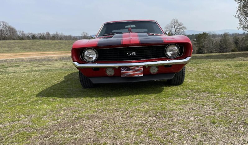 
								1969 Chevrolet Camaro ZZ4 V8 full									