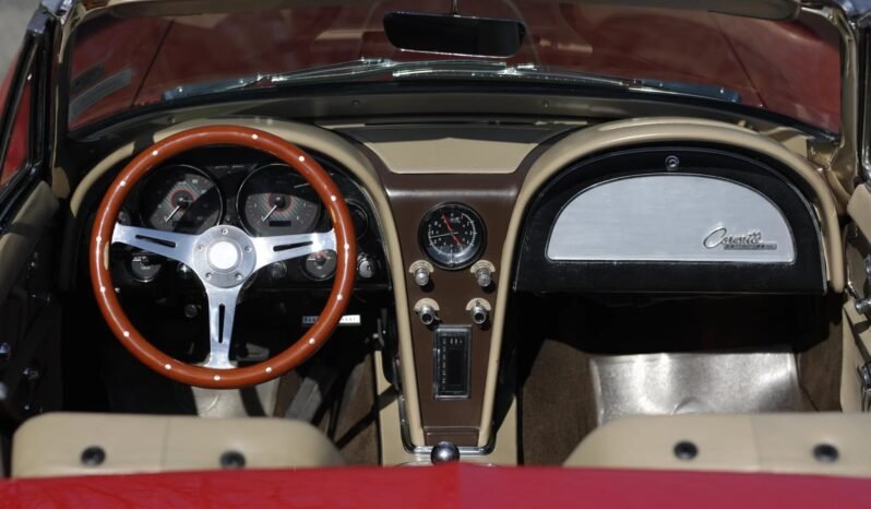 
								1965 Chevrolet Corvette LS3 V8 full									