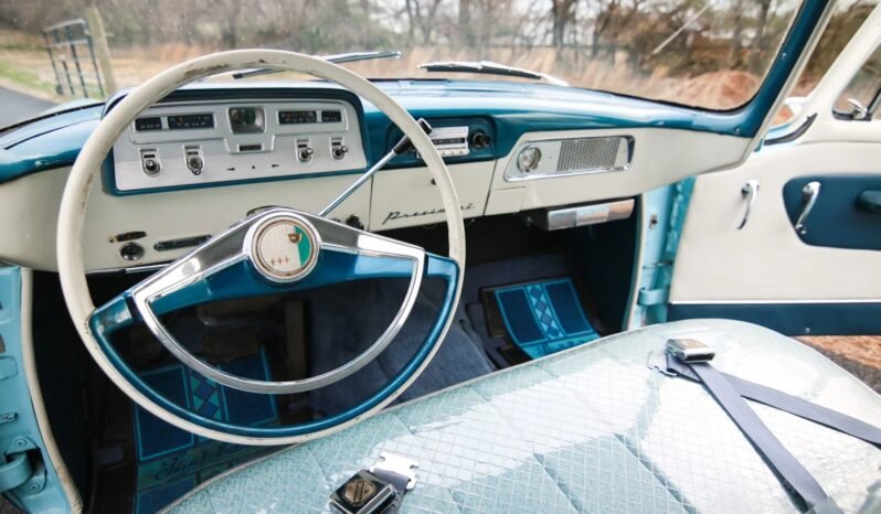 
								1958 Studebaker President Sedan full									