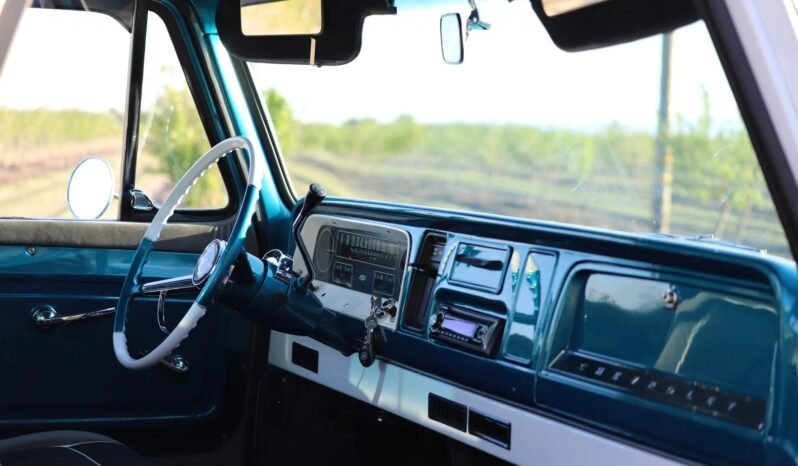 
								1965 Chevrolet C10 Long-Bed full									