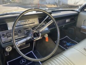 1966 Lincoln Continental Convertible 462 V8