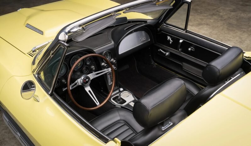 
								1966 Chevrolet Corvette 427CI V8 full									