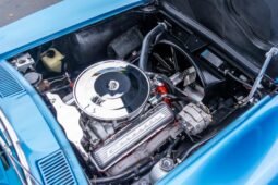 
										1965 Chevrolet Corvette Blue V8 full									