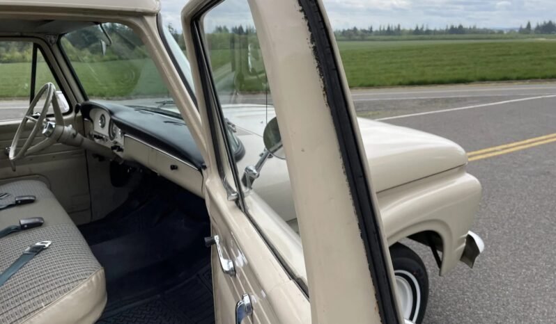 
								1966 Ford F-100 Pickup Truck full									