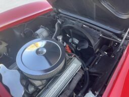 
										1966 Chevrolet Corvette 4-Speed V8 full									