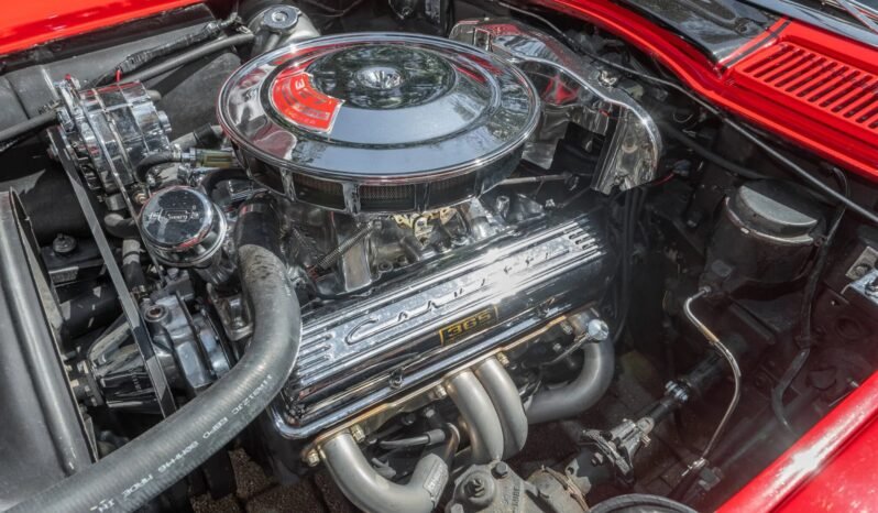 
								1965 Chevrolet Corvette Convertible V8 4-Speed full									