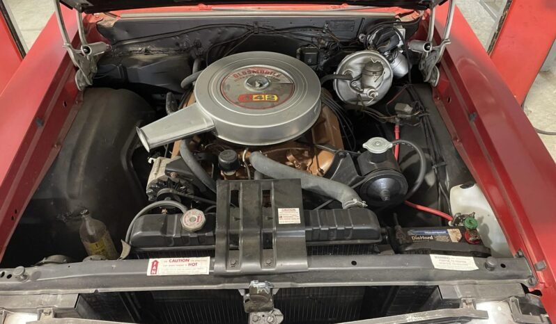 
								1965 Oldsmobile Cutlass 442 full									