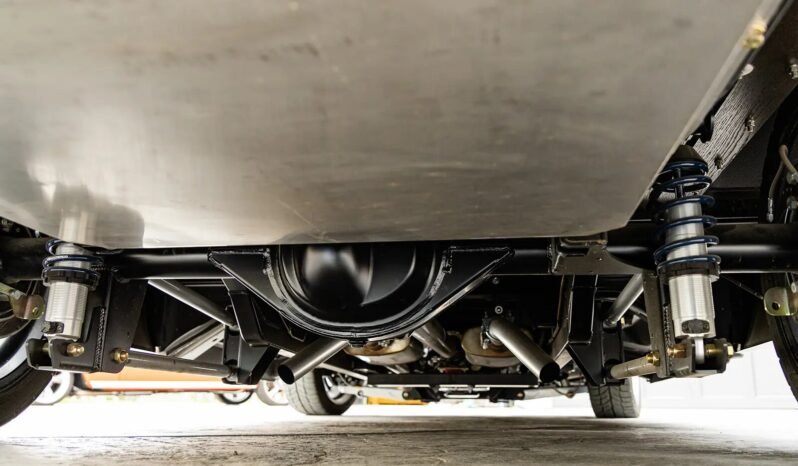 
								1965 Chevrolet C10 V8 full									