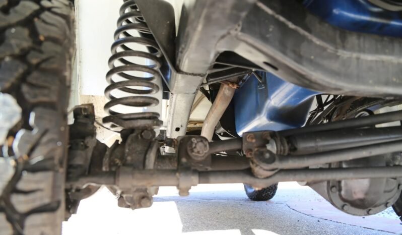 
								1966 Ford Bronco Wagon full									