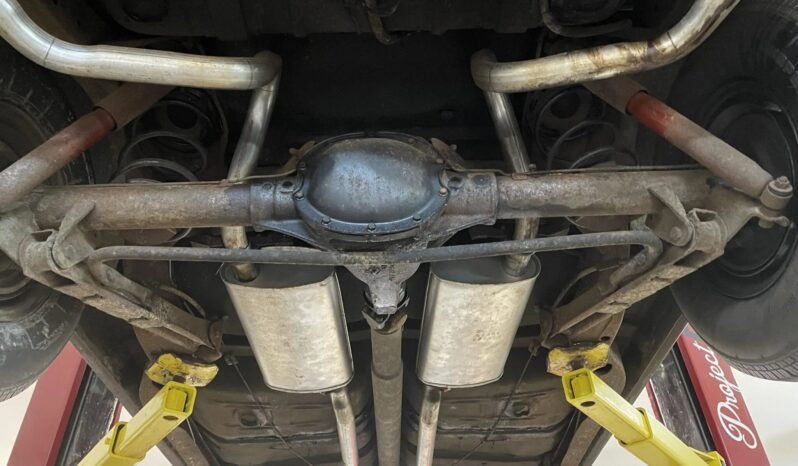 
								1965 Oldsmobile Cutlass 442 full									