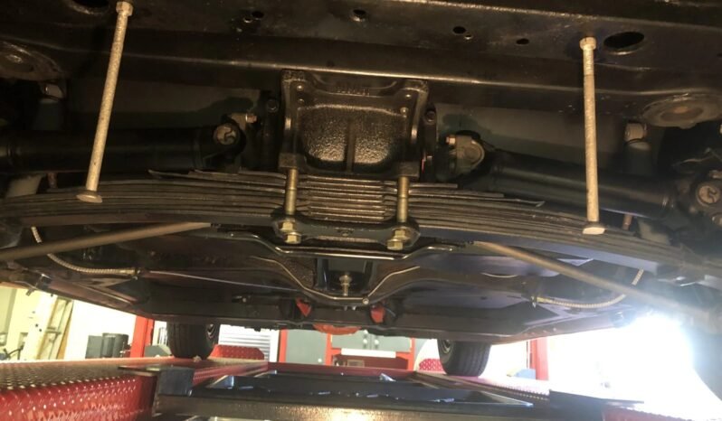 
								1965 Chevrolet Corvette Numbers-Matching 327 V8 full									