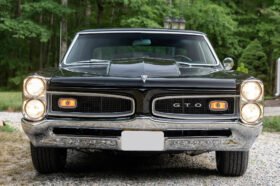 1966 Pontiac LeMans GTO-style