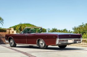 1966 Lincoln Continential V8 Convertible