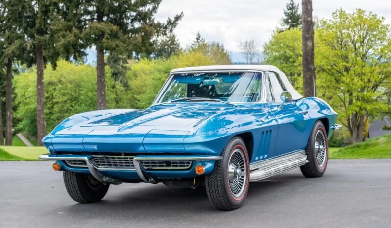 
								1965 Chevrolet Corvette Blue V8 full									