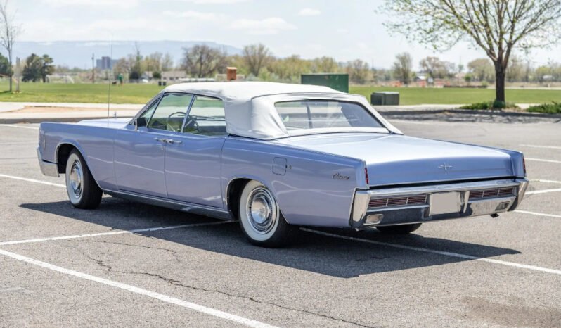 
								1966 Lincoln Continental Convertible 3-Speed full									