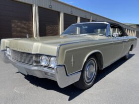 1966 Lincoln Continental Convertible 462 V8