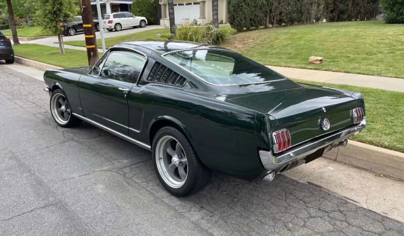 
								1966 Ford Mustang Fastback 302 V8 full									