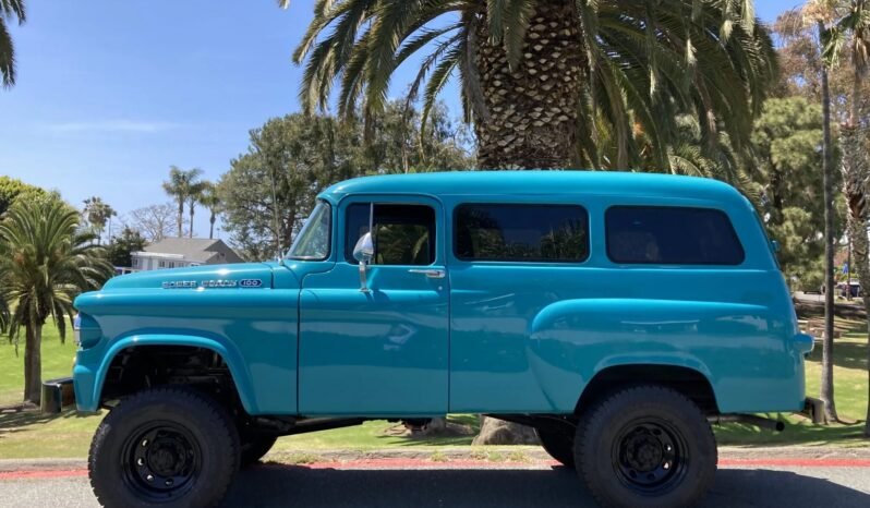 
								1966 Dodge W100 Power Wagon full									