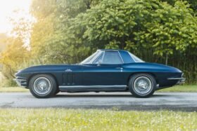 1966 Chevrolet Corvette V8 Laguna Blue