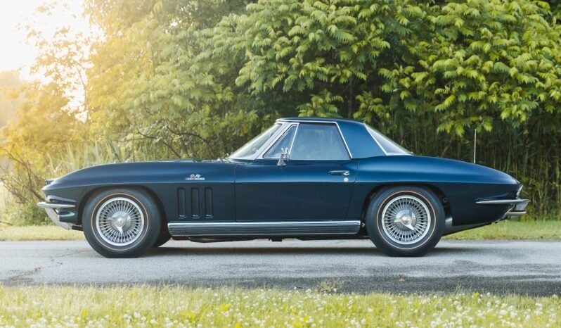 
								1966 Chevrolet Corvette V8 Laguna Blue full									