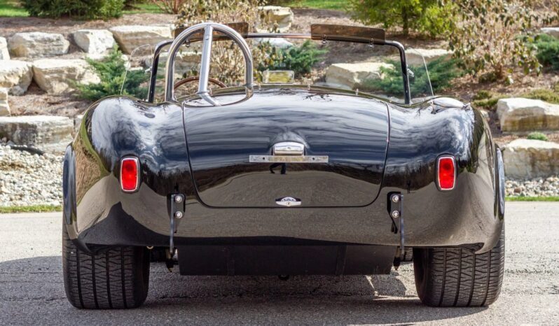 
								1965 Superformance Shelby Cobra 427 V8 full									