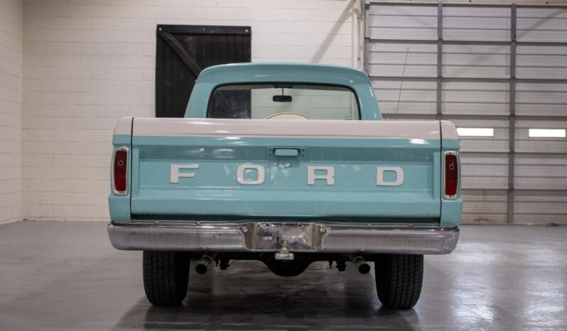 
								1965 Ford F-100 Custom Cab full									