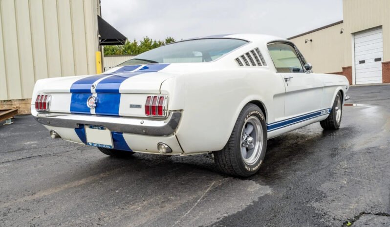 
								1965 Ford Mustang Fastback 331 V8 full									